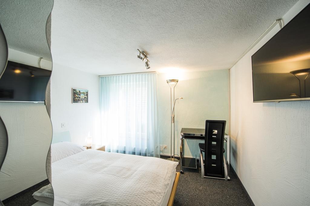 Hotel Sternen Raterschen Exteriör bild